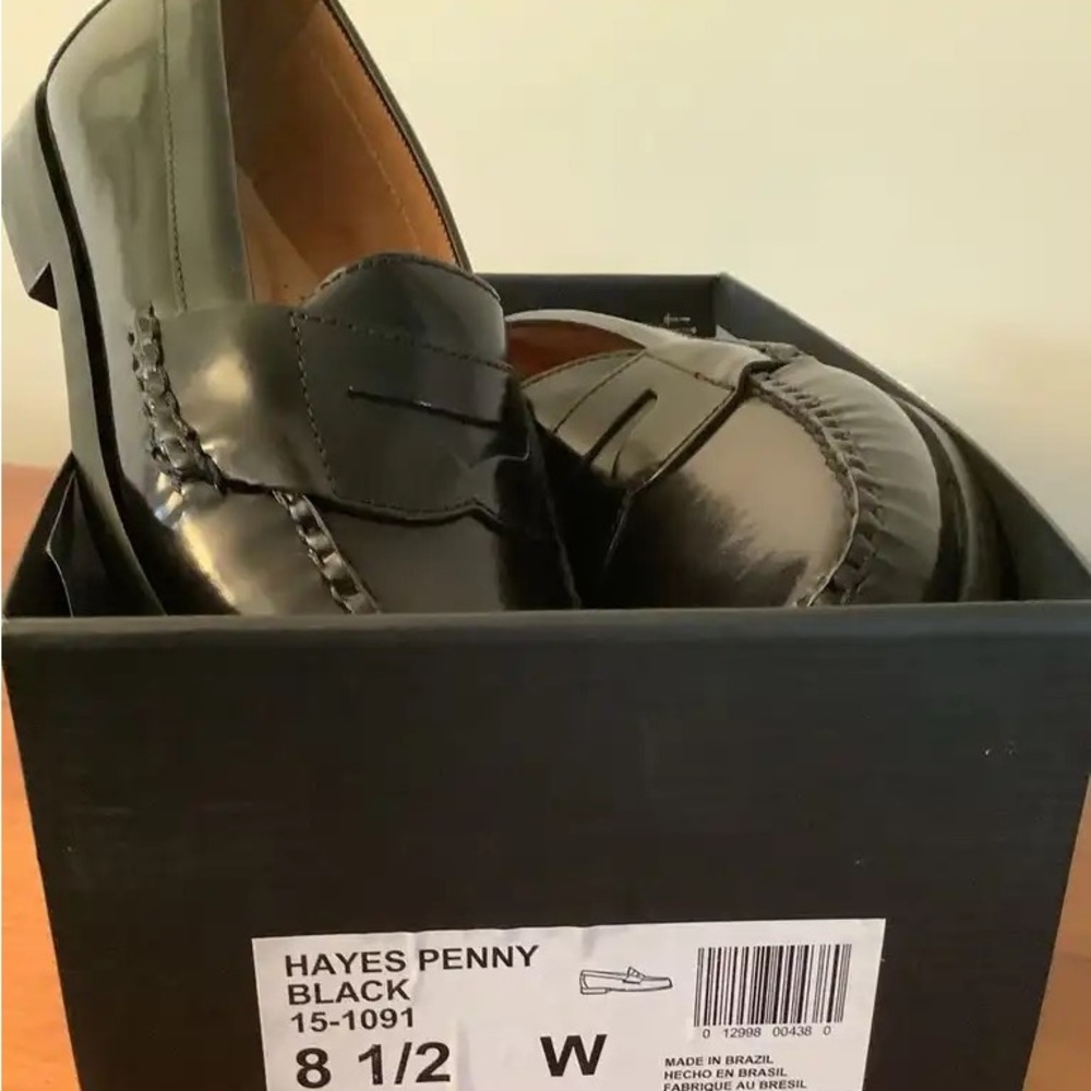 Men’s Johnston and Murphy dress shoes